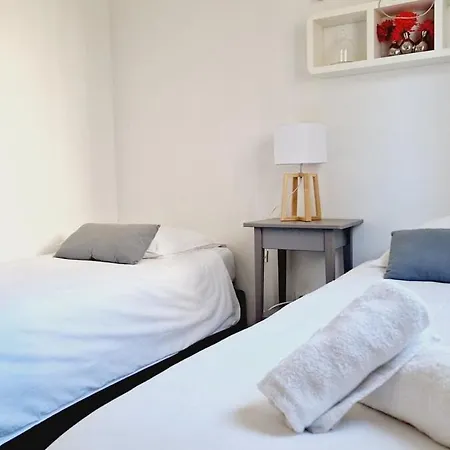 09, Piscine Chauffee 8 Personnes A 2 Pas De L'ocean 4* Les Sables-dʼOlonne