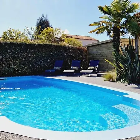 09, Piscine Chauffee 8 Personnes A 2 Pas De L'ocean 莱萨布勒-多洛讷