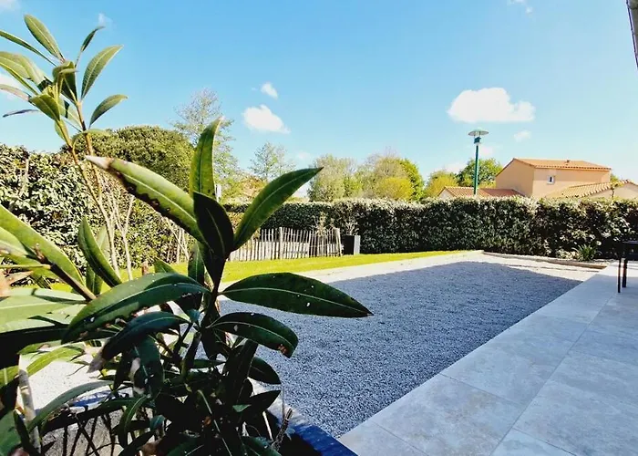 09, Piscine Chauffee 8 Personnes A 2 Pas De L'ocean Pensjonat 4*