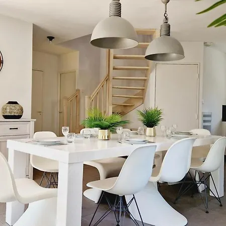 09, Piscine Chauffee 8 Personnes A 2 Pas De L'ocean بيت ضيافة لي سابلِ دولونْ