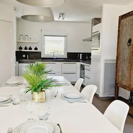 09, Piscine Chauffee 8 Personnes A 2 Pas De L'ocean بيت ضيافة