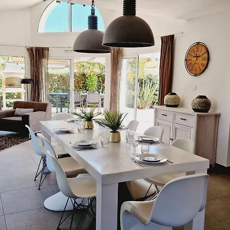 09, Piscine Chauffee 8 Personnes A 2 Pas De L'ocean بيت ضيافة لي سابلِ دولونْ