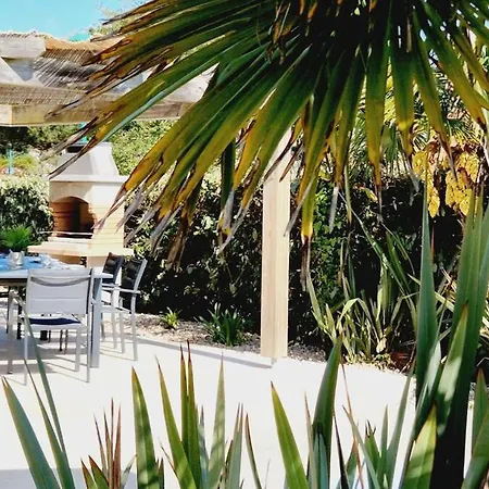 09, Piscine Chauffee 8 Personnes A 2 Pas De L'ocean لي سابلِ دولونْ